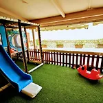 别墅 Sea Lily & Playground *