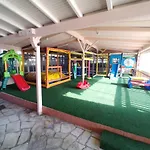 Sea Lily & Playground 别墅 Platanidia