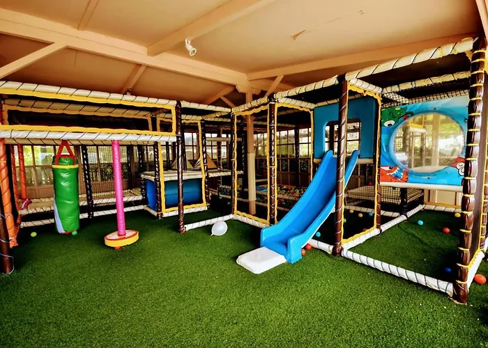 Sea Lily & Playground * Platanidia