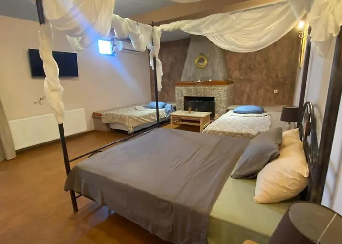 Sea Lily & Playground * Platanidia