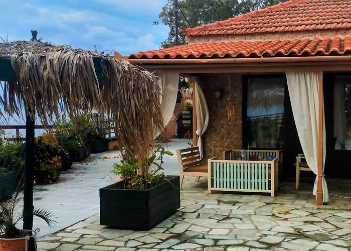 Sea Lily & Playground * Platanidia