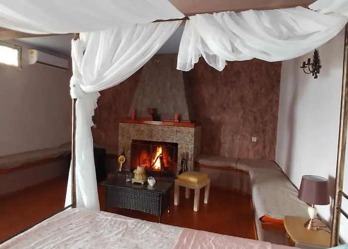 Sea Lily & Playground * Platanidia